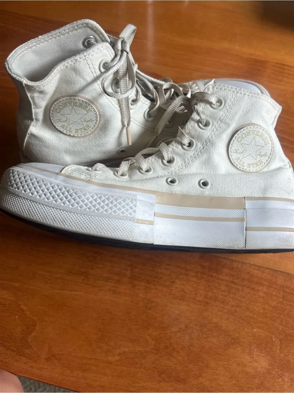 Converse Chuck Taylor All Star Lift Hi Outline sneakers